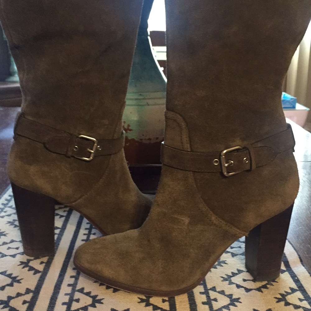 Coach boots